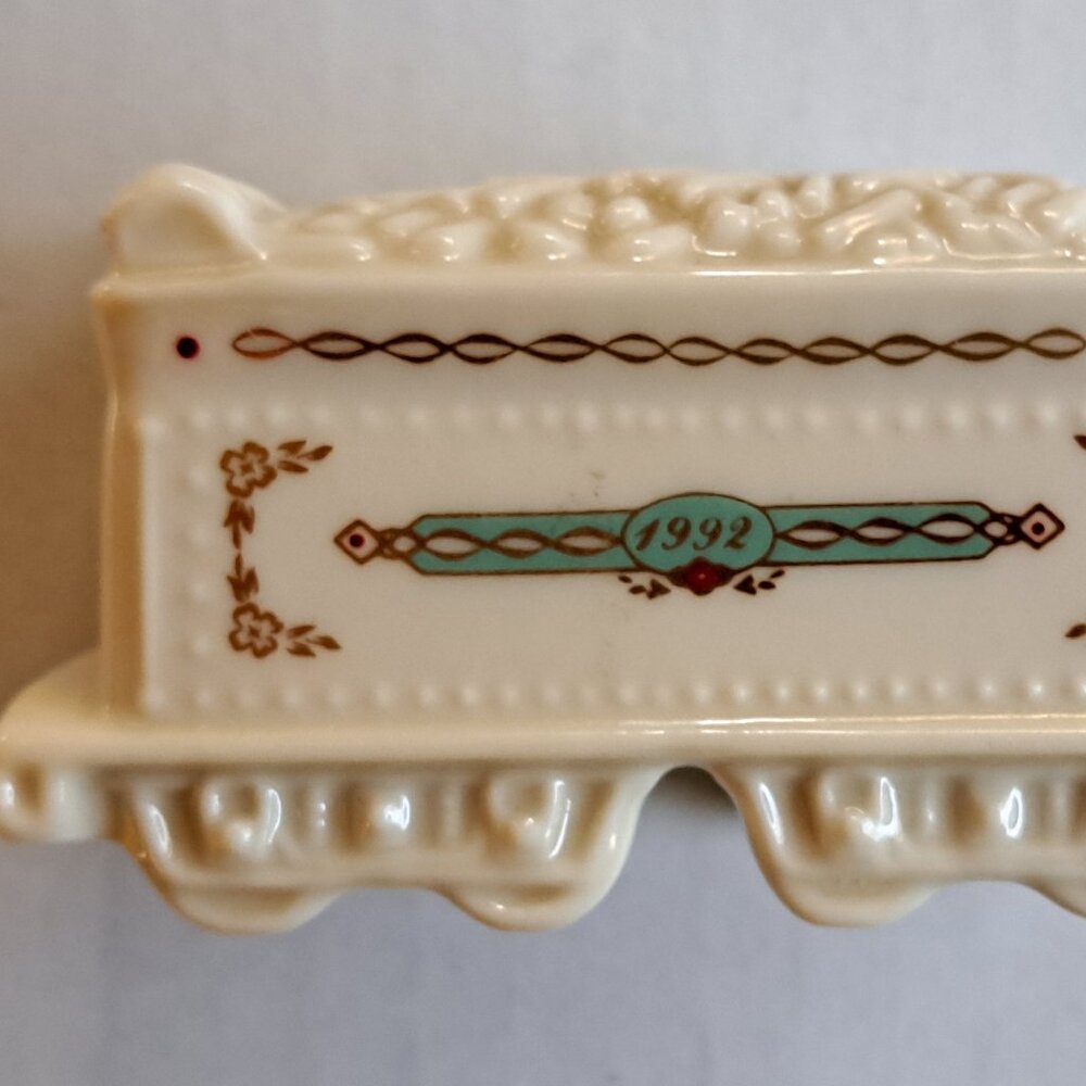 Lenox Holiday Village Collection Train Coal Car 1992 China Collectible Figurine2